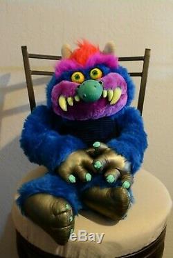 1986 My Pet Monster Plush with CUFFS Amtoy American Greetings Vintage Toy