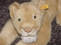 24 Steiff Lioness Lion Plush Toy New M/WithTags 064289