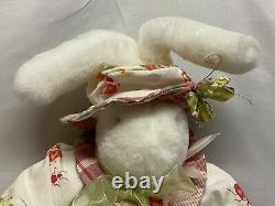 Bunnies By the Bay Handcrafted Plush Rabbit Spring/Summer 1999 Limited Ed