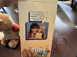 Fully Working Teddy Ruxpin In Near Mint Box. Great For Display Vintage 1985