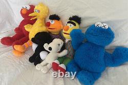 KAWS x Uniqlo Sesame Street Plush Doll Complete Set Of 5 + Bonus Snoopy KAWS