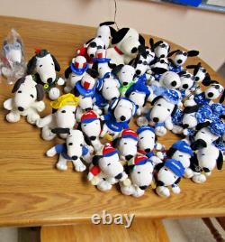 Metlife Snoopy Plush Dogs Huge Lot 40