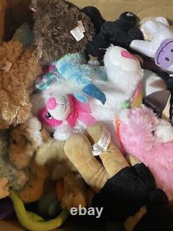 Plush Stuffed Animal Mixed Lot Bulk Lot Reseller Plush Lot Of 200-Pieces