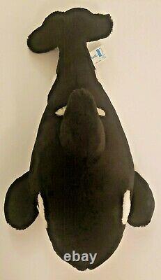 Sea World Shamu Killer Whale Orca Black & White Plush Stuffed Animal Toy Clean