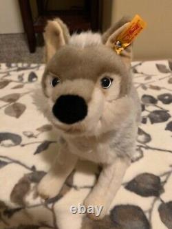 Steiff Snorry grey wolf plush stuffed animal