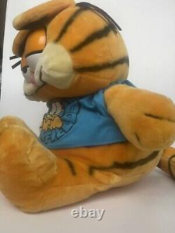 Vintage 1981 Garfield LARGE Plush Stuffed Animal 28 Rare With T Shirt USA