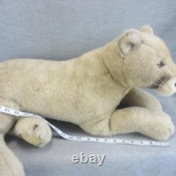 Vintage Cuddle Toys by Douglas Mountain Lion Cat Large Bed Plushy Made USA 28