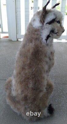 Vintage Realistic Life Like Lynx Bob Cat Stuffed Animal Plush Handcrafted Italy