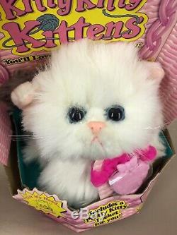 Vintage in BOX Kitty Kitty Kittens Plush White Cat Blue Eyes & Locket 1994 Tyco